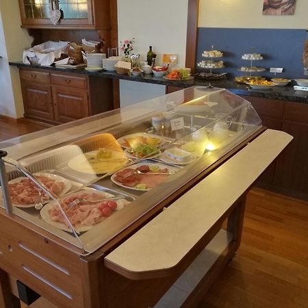 Hotel Lowen Bludenz Eksteriør bilde