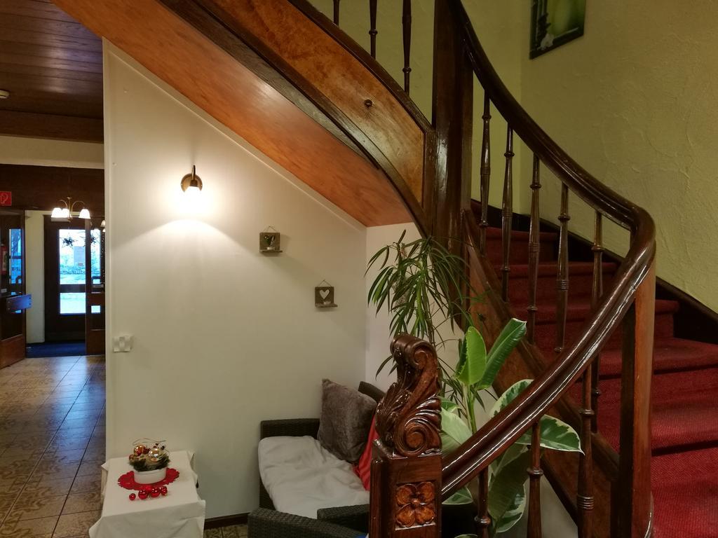 Hotel Lowen Bludenz Eksteriør bilde