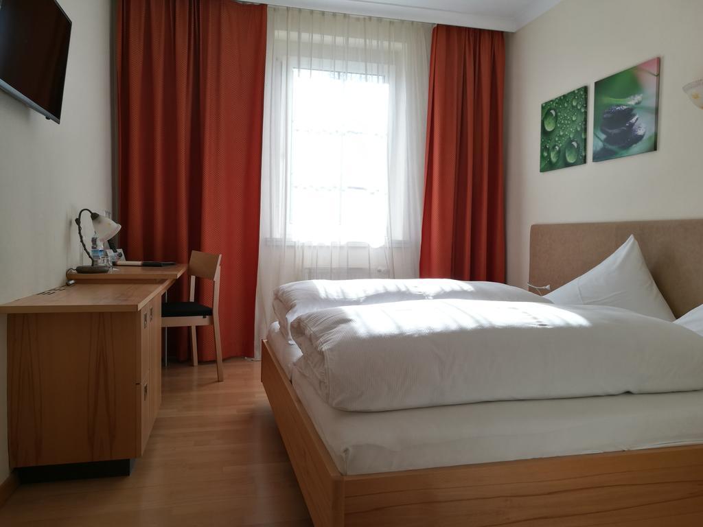Hotel Lowen Bludenz Eksteriør bilde